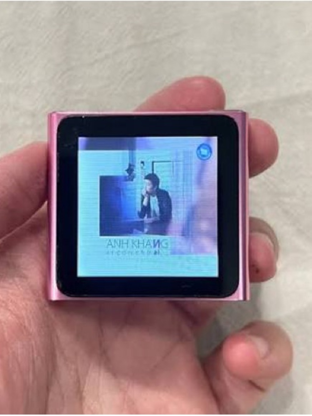 Apple Pink IPOD NANO 6th generation 8GB